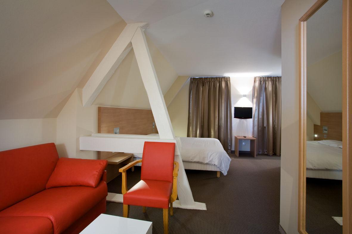 Hotel La Clef des Champs à Biesheim Extérieur photo